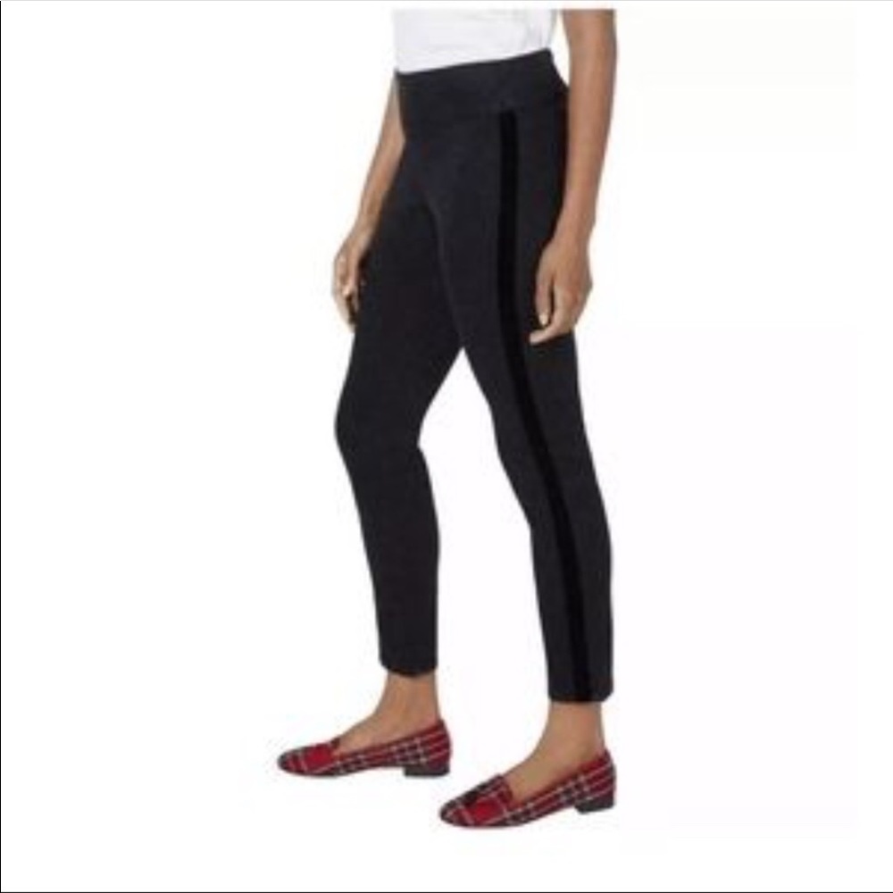 Charter Club Cambridge Slim Leg Slip on Jeans 16P